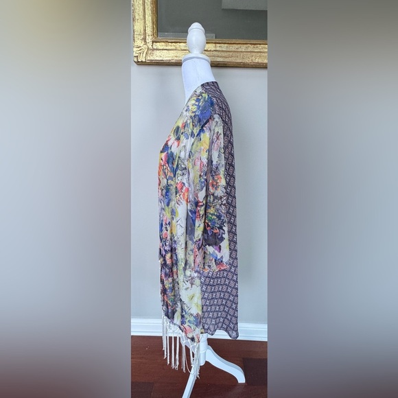 Floral Fringe Kimono Cardigan - Picture 2 of 3